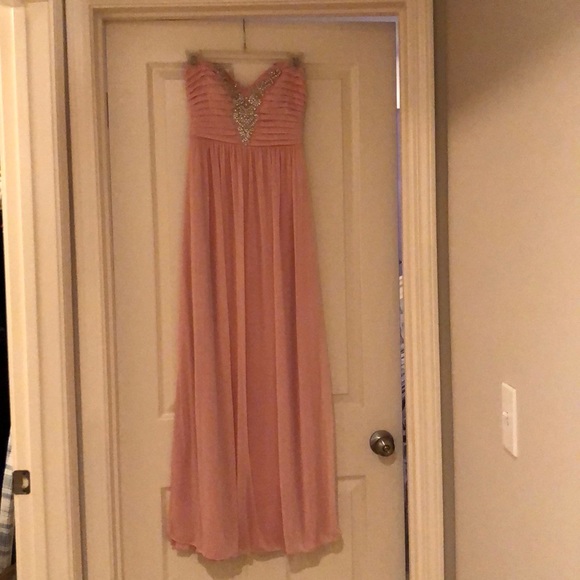 City Triangles Dresses & Skirts - Formal Dress City Triangles Dresses & Skirts - Formal Dress